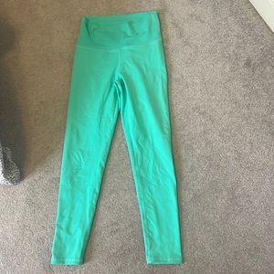 ECHT Apparel scrunch leggings